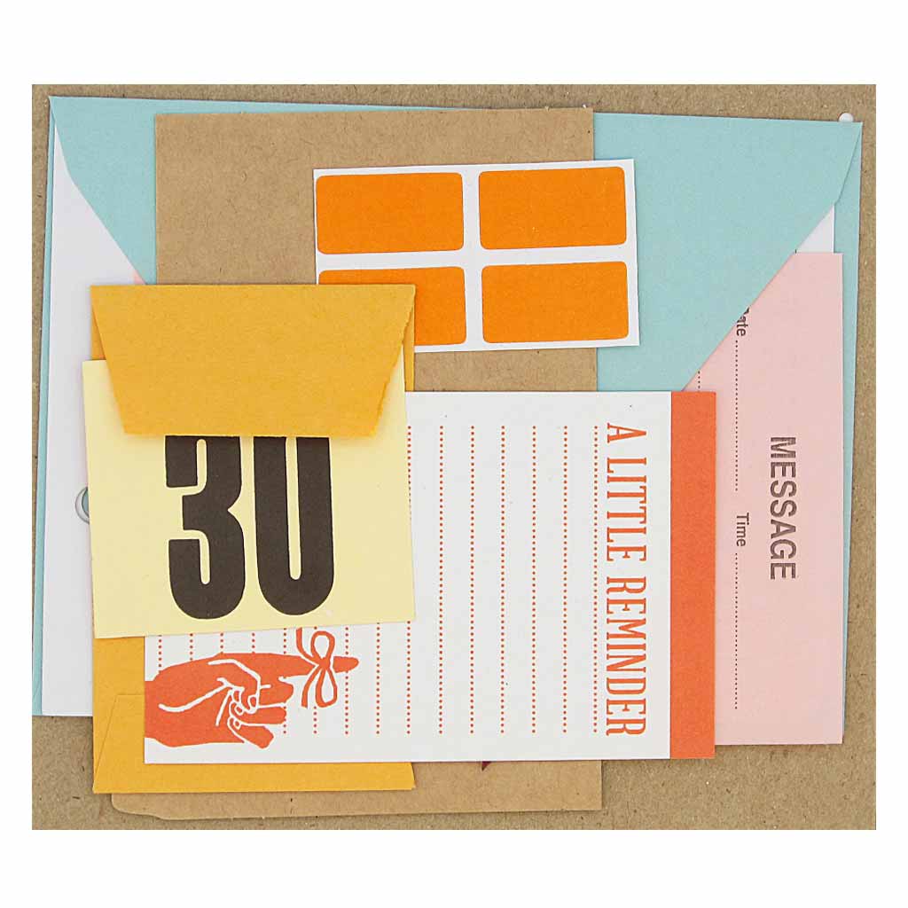 This pack of paper ephemera contains a beautiful assortment of stationery products.
